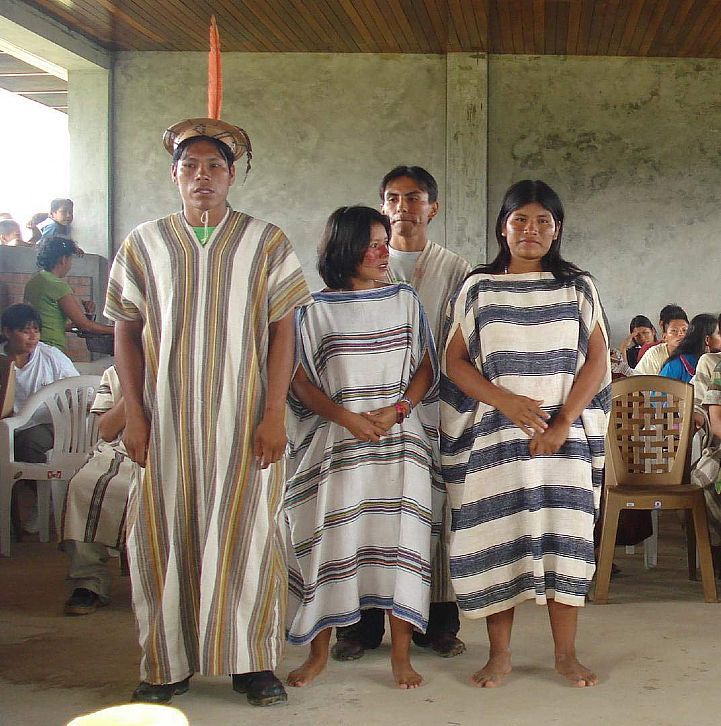 Mujeres y hombres amazonía Peruana