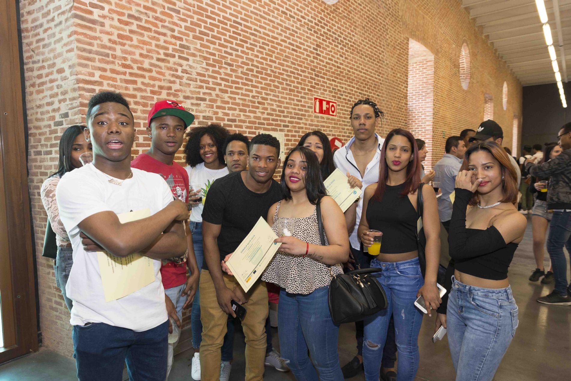 Entrega certificados Plaza de los Oficios