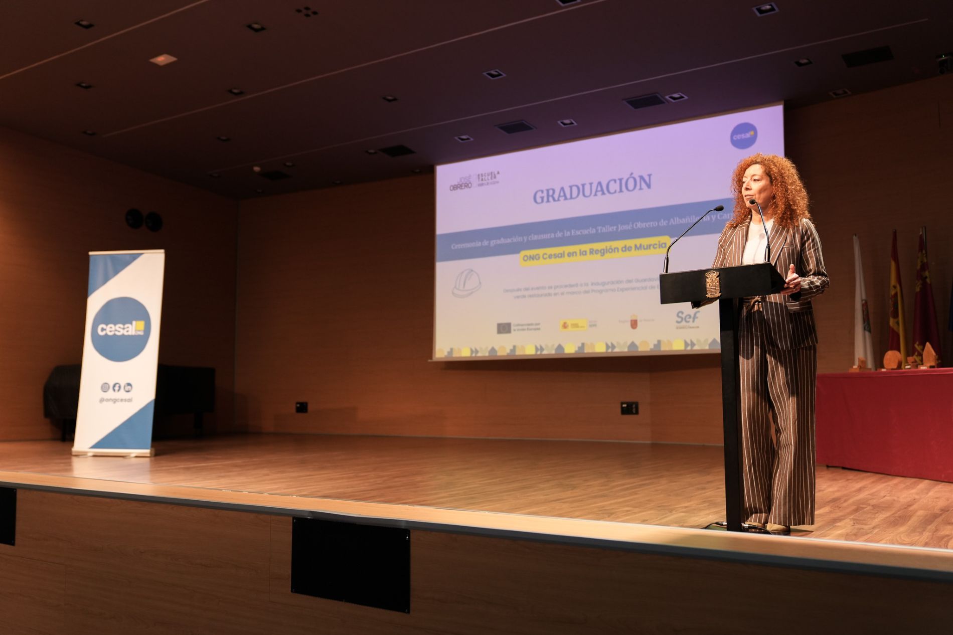 Alianzas esenciales que generan oportunidades   El proyecto de la Escuelta Taller Jos� Obrero ha contado con la implicaci�n de un amplio tejido empresarial que ha facilitado pr�cticas y oportunidades laborales. Empresas como Etosa, Dipersa, Francisco S�nc