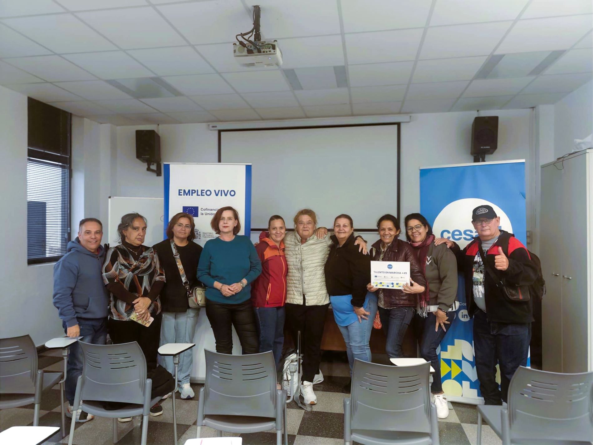 Orientaci�n y acompa�amiento: itinerarios personalizados para reforzar la empleabilidad y apoyar la b�squeda activa de empleo de personas mayores de 45 a�os. / Foto: Cesal