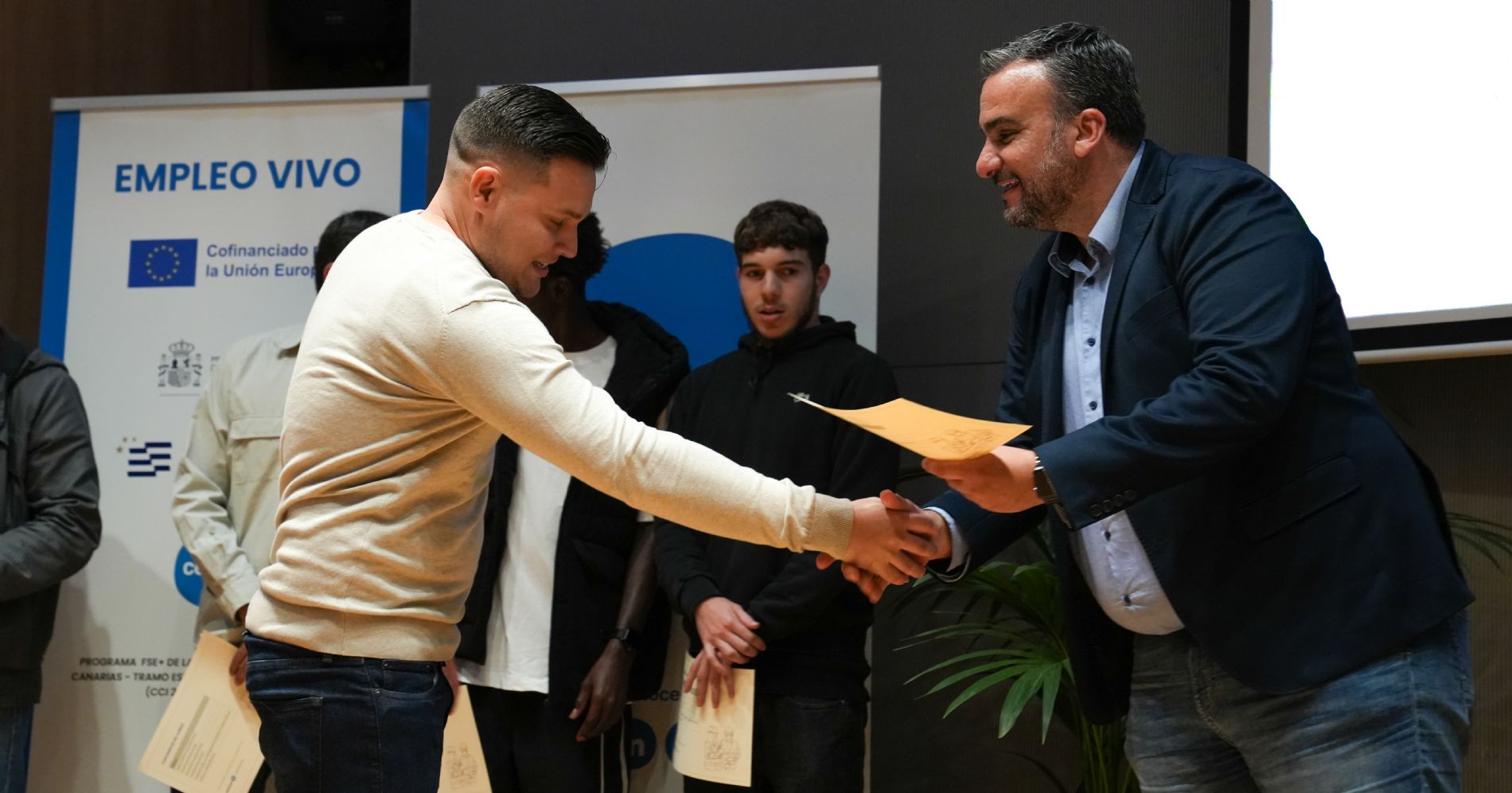 operacion empleo vivo