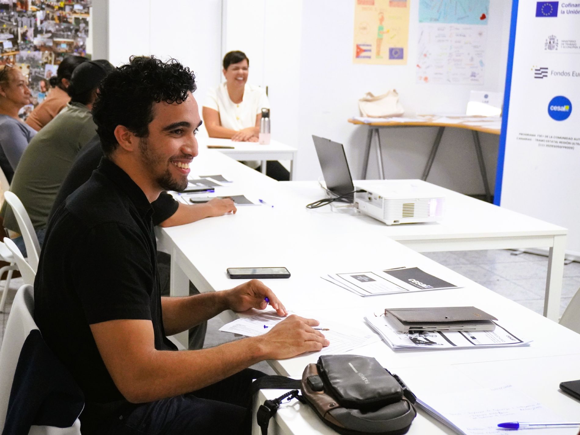 Durante las sesiones, el grupo pudo plantear dudas, compartir experiencias y participar activamente en las din�micas propuestas. / Foto: Cesal
