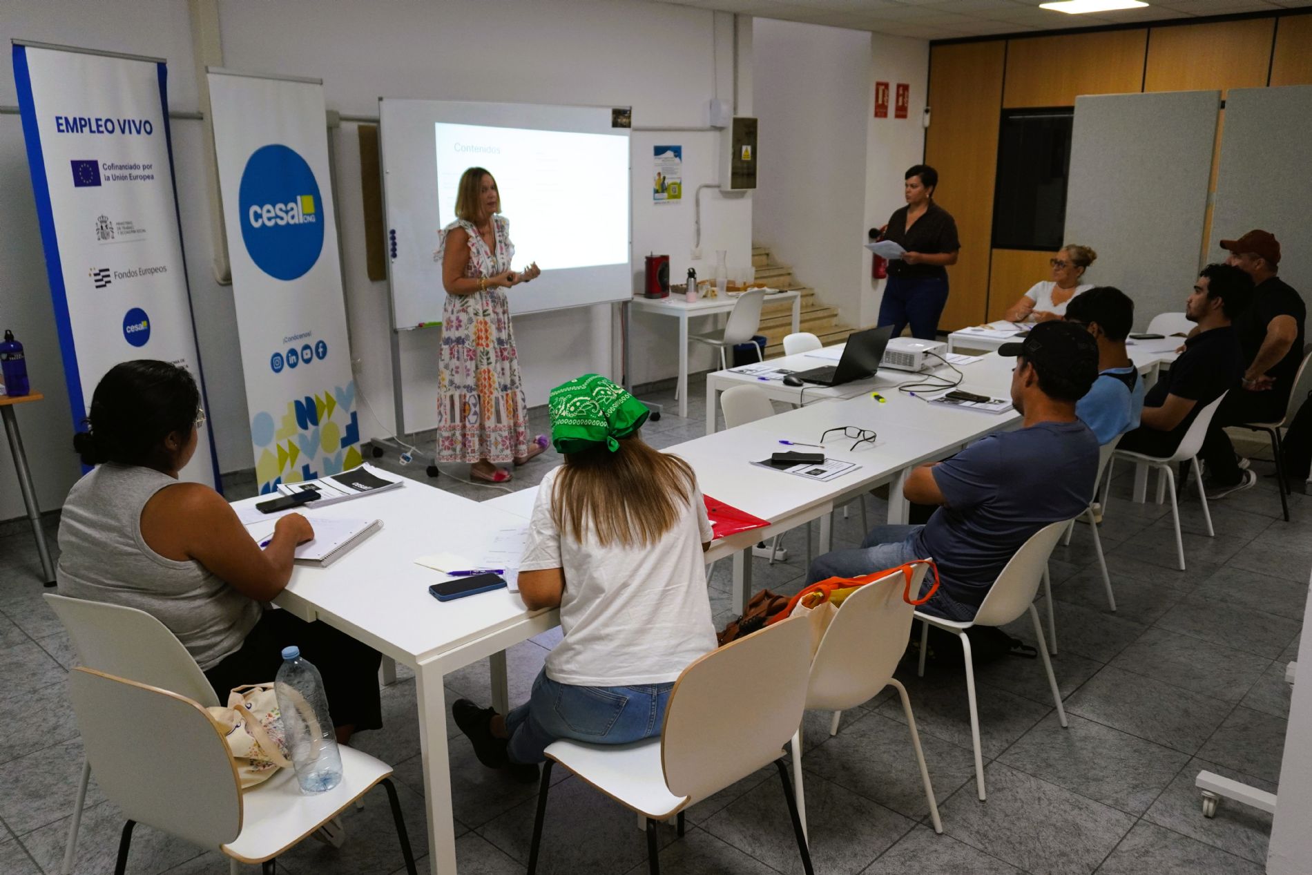 Derechos, Libertades y Valores Democr�ticos: formaci�n acreditada para reforzar el conocimiento de derechos, deberes e instituciones y facilitar la obtenci�n del Informe de Esfuerzo de Integraci�n. / Foto: Cesal