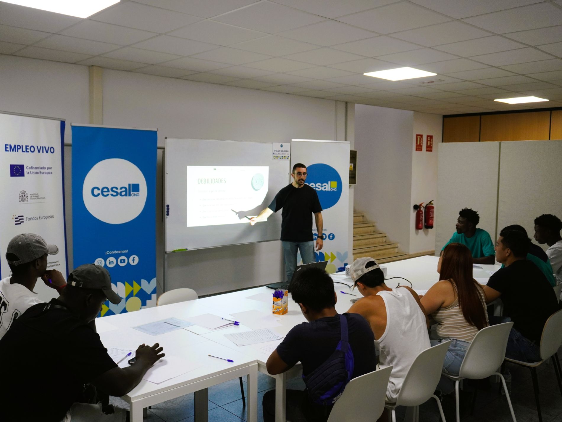 Intermediaci�n laboral: apoyo en la b�squeda activa de empleo y conexi�n con oportunidades formativas y vacantes ajustadas al perfil de cada participante. / Foto: Cesal