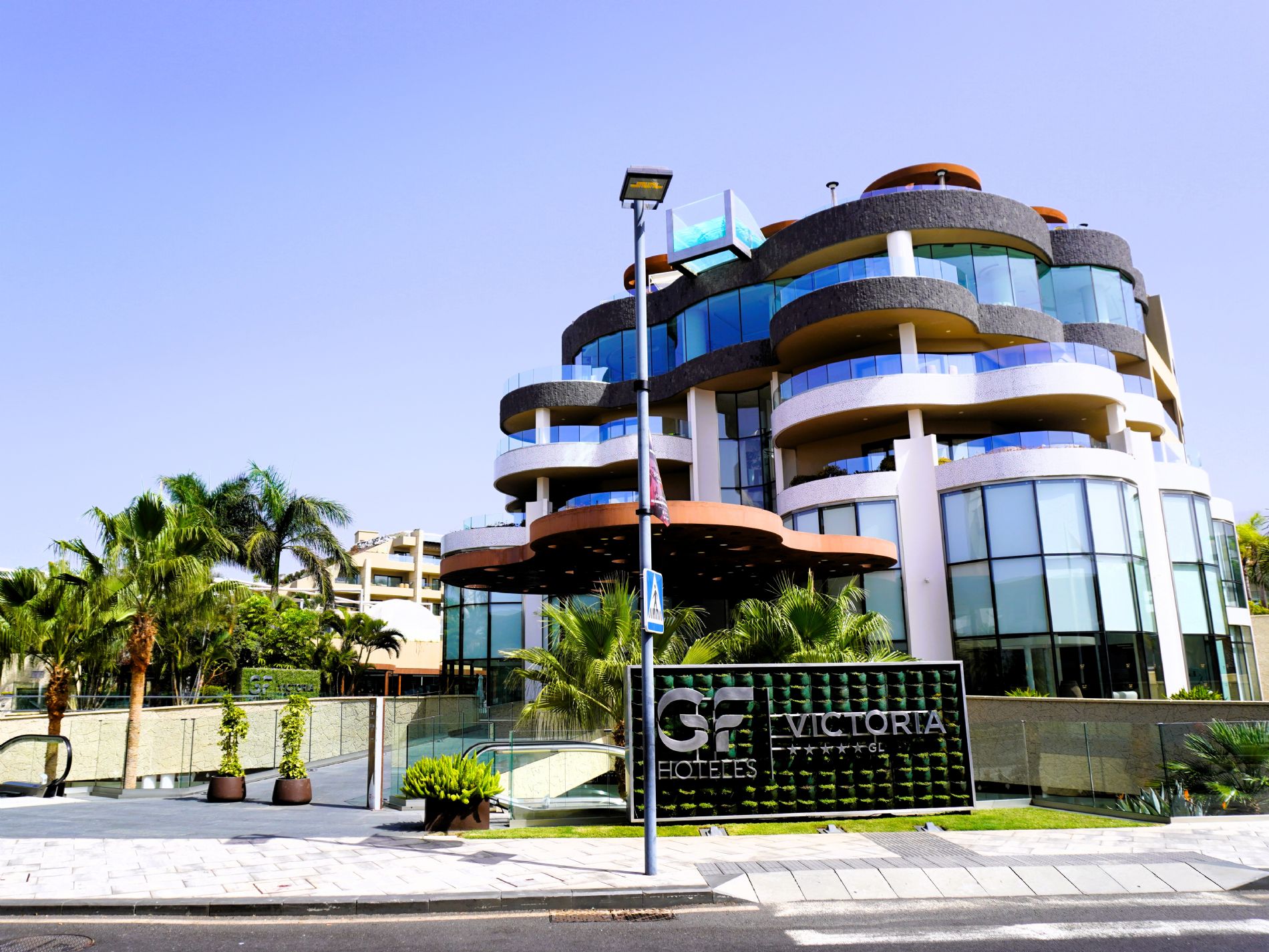 La visita de las formaciones de Cesal al GF Victoria recorri� distintos espacios del hotel para conocer de cerca su funcionamiento y el trabajo que hay detr�s del servicio al cliente. / Foto: Cesal