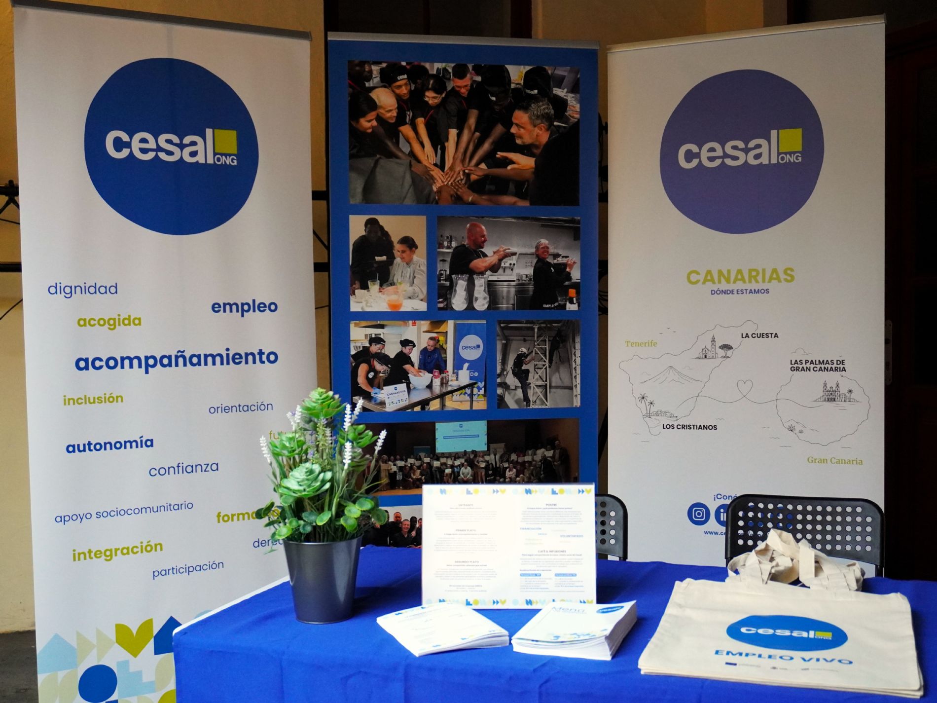 Stand de Cesal Canarias durante la tercera edici�n de Encuentro Canarias, celebrada en La Laguna. / Foto: Cesal