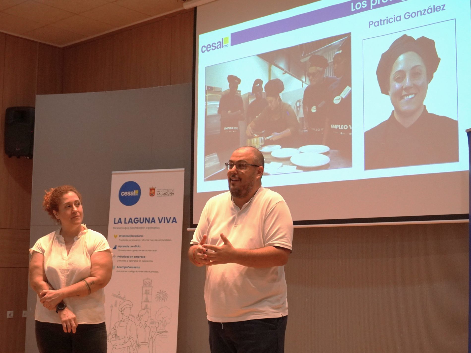 Patricia Gonz�lez y Dailos Rodr�guez presentan las formaciones de Cocina y Sala de La Laguna Viva. / Foto: Cesal