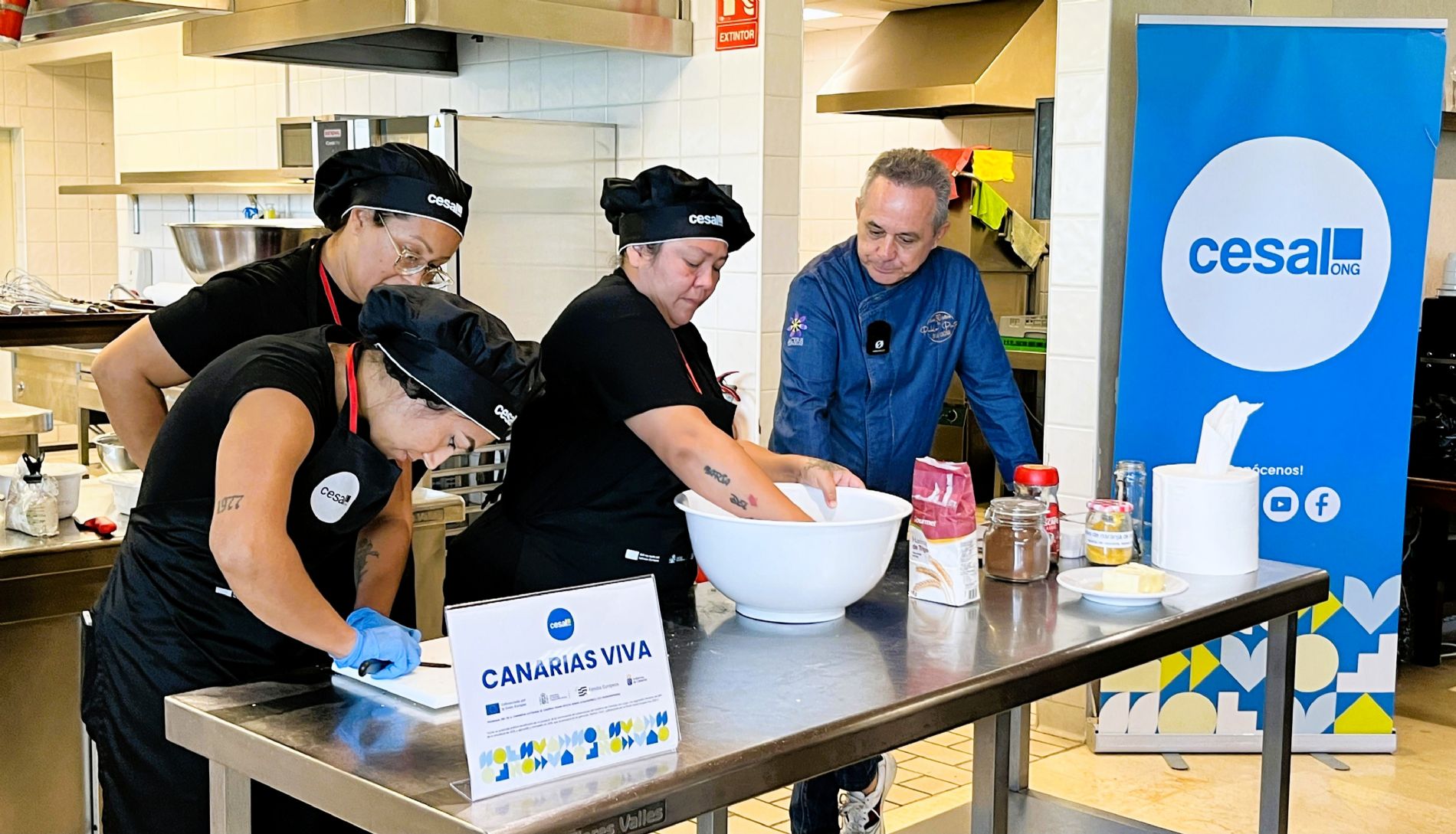 El chef Pablo Pastor visita la formaci�n de Ayudante de Cocina de Cesal Canarias en el Centro de Desarrollo Tur�stico Costa Adeje