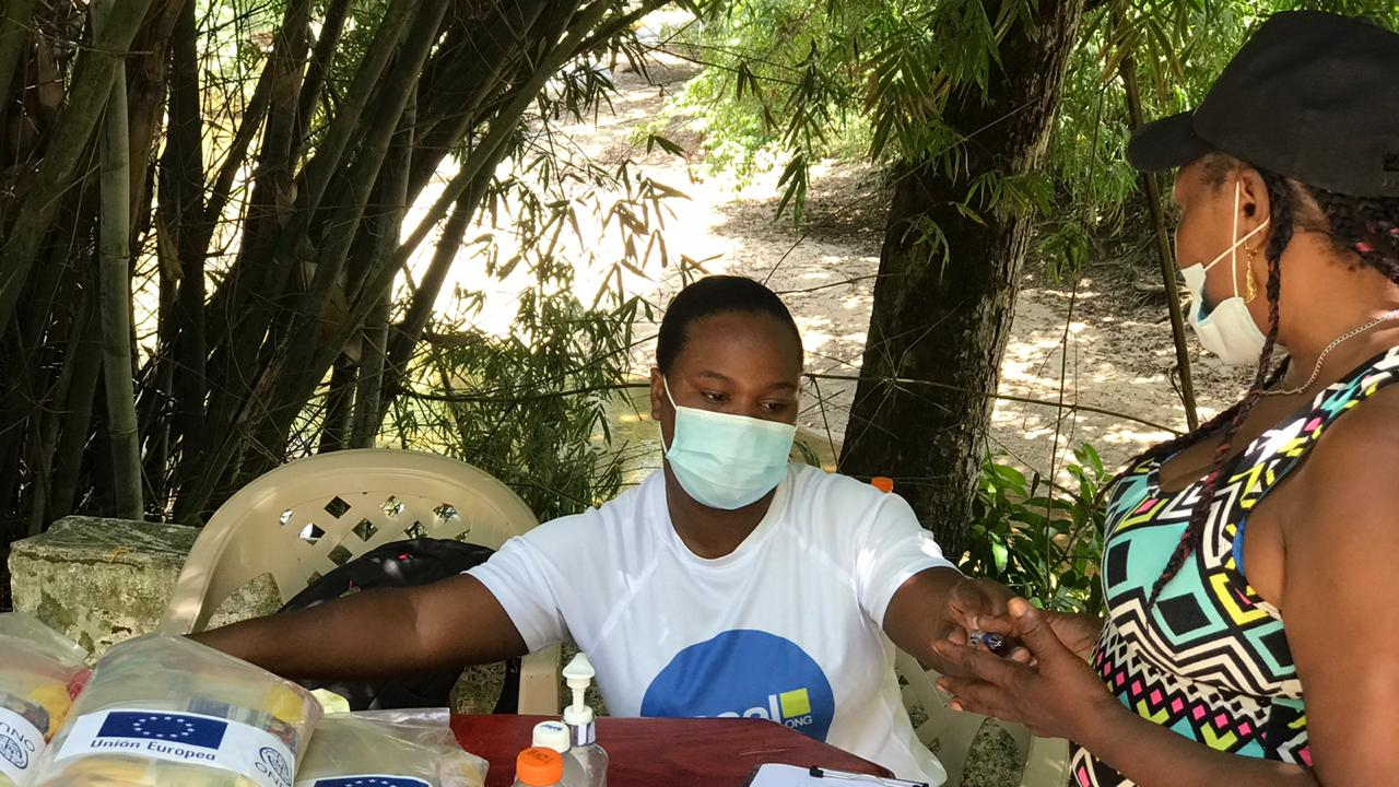 Distribucin de alimentos en la frontera dominico - haitiana