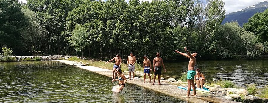 Campamento de verano de una generacin con futuro financiado por la Consejera de Polticas Sociales y Familia de la Comunidad de Madrid en Rascafra