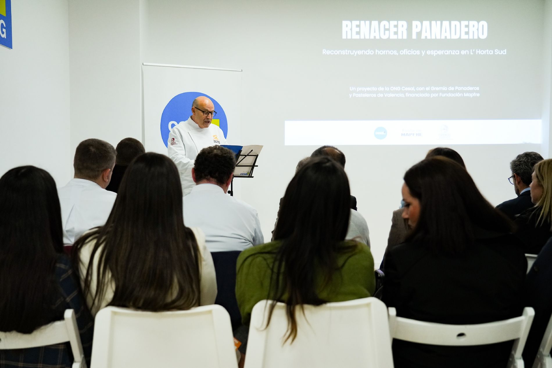 foto grupo evento cierre renacer panadero