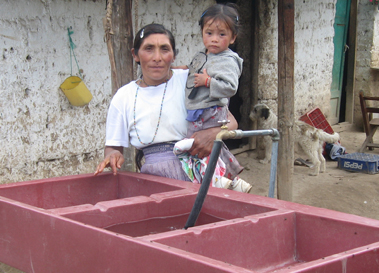 Imagen de intervención en 2006 en El Salvador