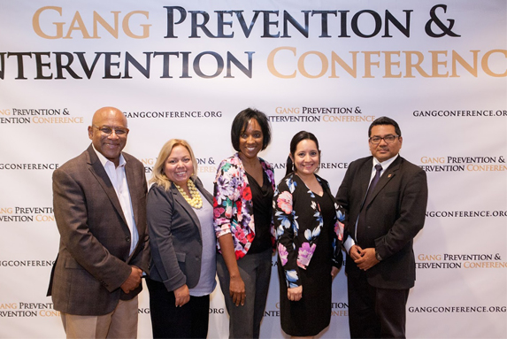 CESAL participa en la conferencia anual sobre la prevención e intervención con maras y pandillas en Los Ángeles, California